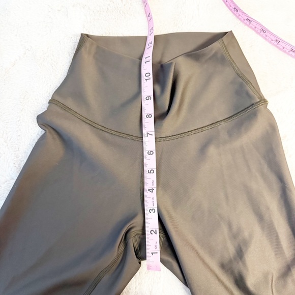 ALO YOGA Bundle of Two Leggings Airlift Tan And Brown Size XS - Picture 5 of 5